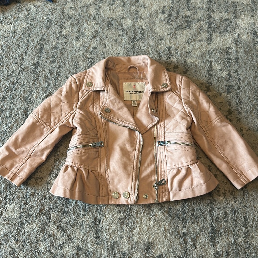 Leather jacket - Picture 1 of 7